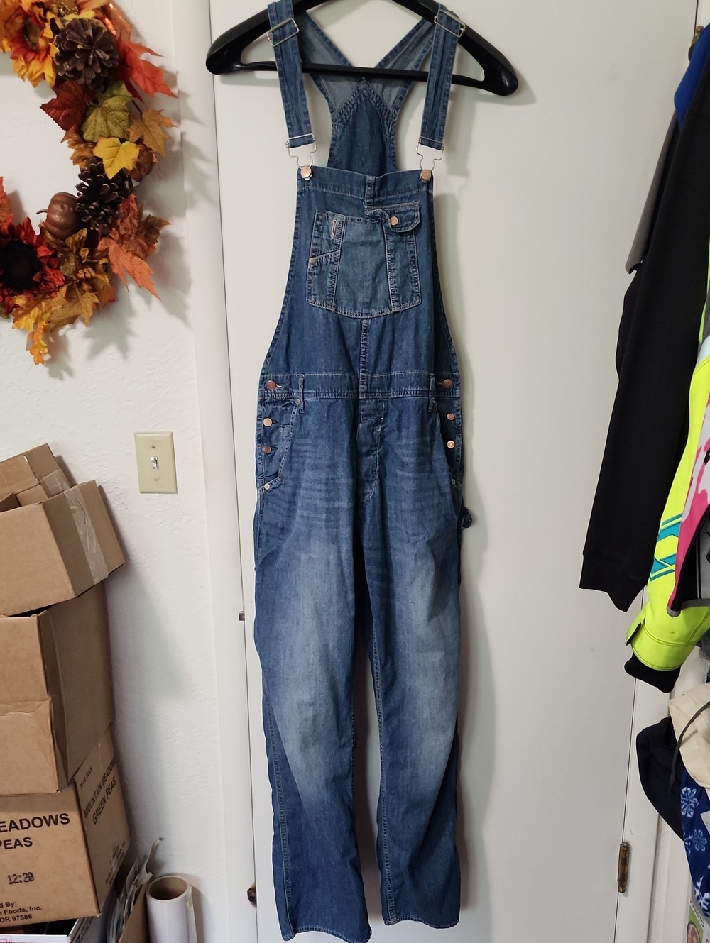 Demin Overalls Men/Women Costume?